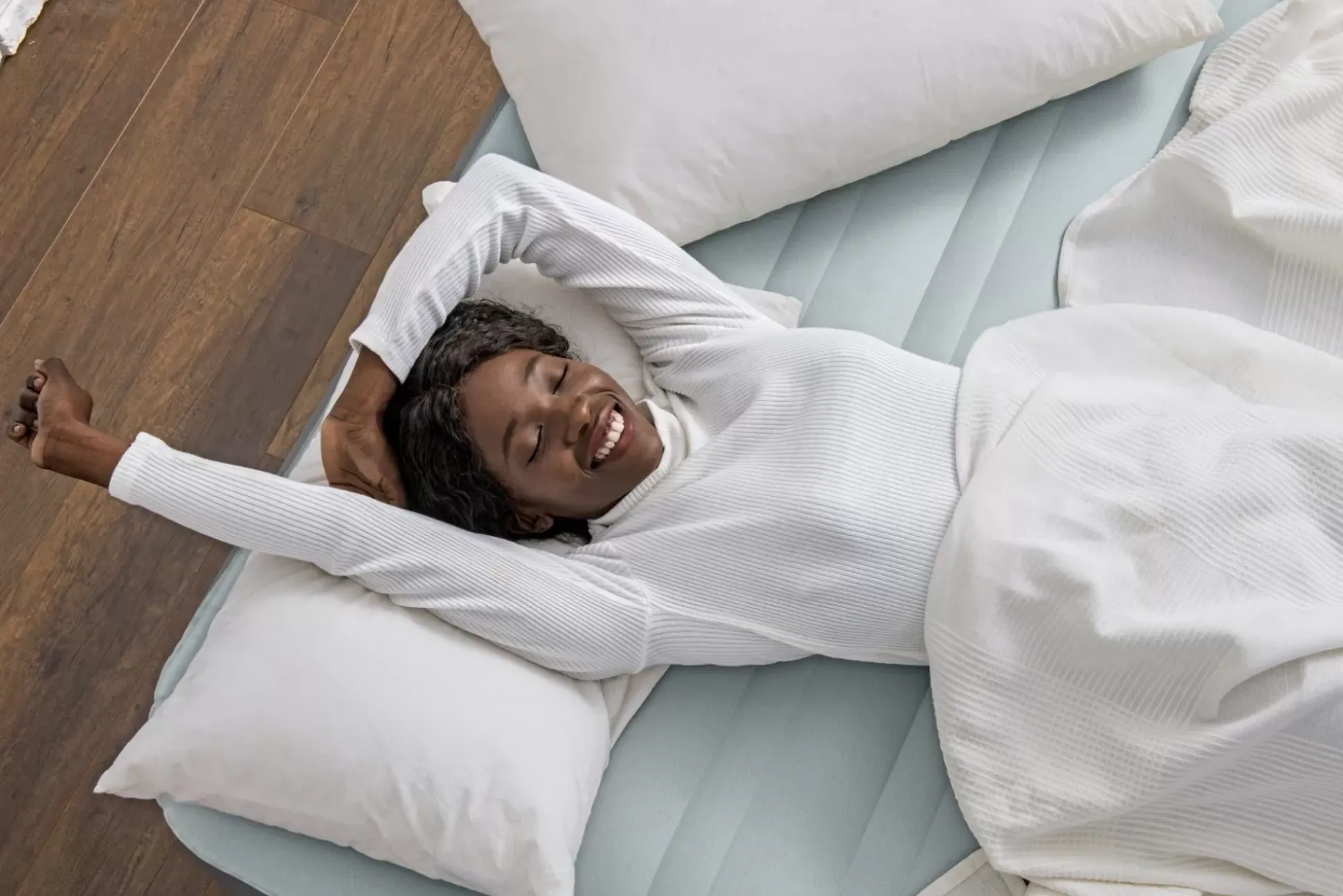 Bestway Alwayzaire Tough Guard Air Mattress Queen 20 With Built-In Dual Pump And Antimicrobial Coating Outlet